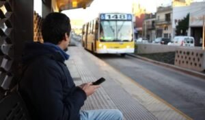 La línea 148 retoma su actividad con una nueva gestión y 90 unidades cero kilómetro