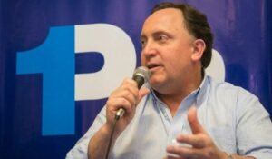 El reclamo de Javier Osuna en la interna del PJ: “La política no puede cocinarse en 24 distritos”